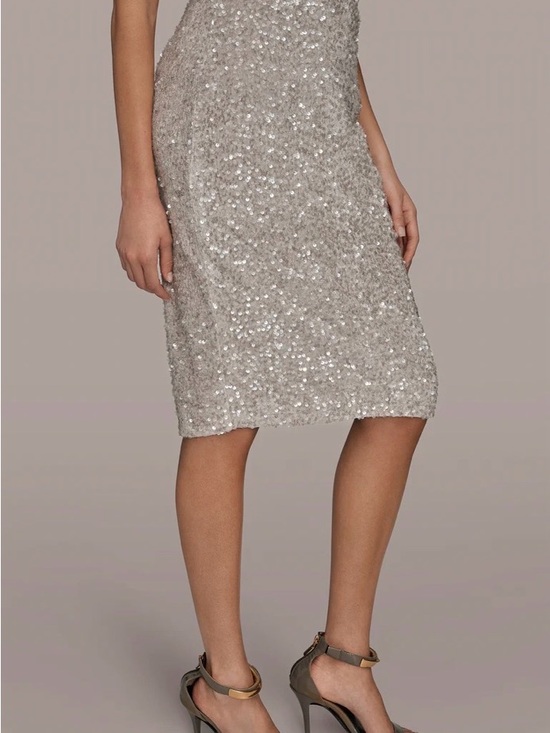 Donna Karan Dresses & Skirts - Donna Karan Blue Embellish Sequin Midi Skirt